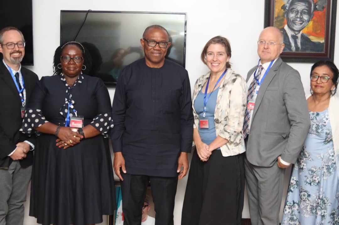 PeterObi's tweet photo. Today, in our campaign HQ, I welcomed the delegation of the International Republican Institute (IRI) and the National Democratic Institute (NDI) led by HE Amb. Michelle Gavin. We had very useful and constructive discussions. -PO https://t.co/yoE629USyx