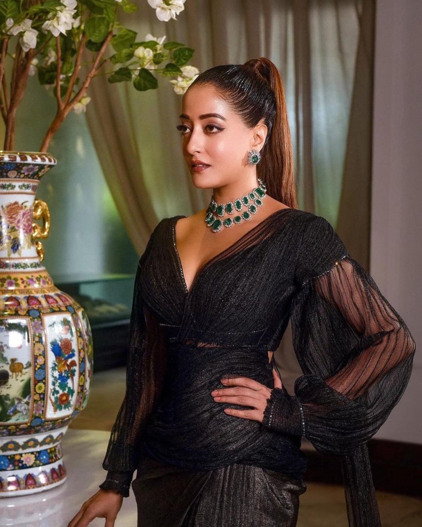 Hotness Alert: Monalisa Exudes Glamour In Black Sheer See-Through Saree And  Plunging Neck Bralette