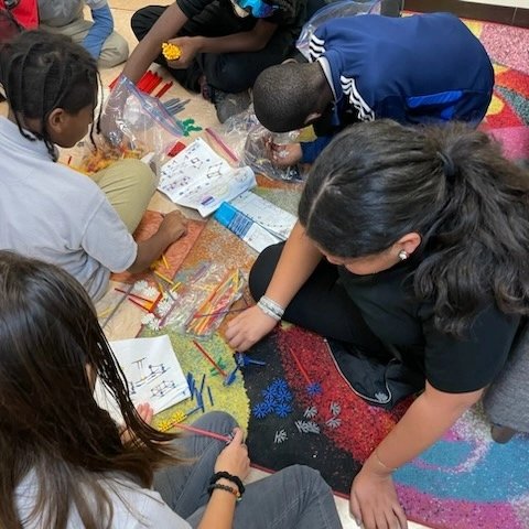 ShenandoahMS's tweet photo. What does math have to do with roller coasters? Lots! Here are Ms. Arriete's students as they work on building the ultimate coaster. #SMSMath #SMSSTEAM #SMSMuseumsMagnet @MDCPS @MDCPSCentral @SuptDotres @miamimagnets @MariTereMDCPS https://t.co/qOuwvAEPRT