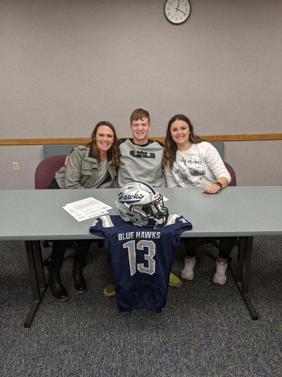 I would like to officially announce I have signed to play football at the next level. At <a href="/BlueHawkFB/">Dickinson State Football</a> and Big thanks to <a href="/CoachPStanton/">Pete Stanton</a> and <a href="/JasonThier/">Coach Jason Thier 🏈</a> for making this process very easy for me and my family. I would not be here today with out my families endless support and love.