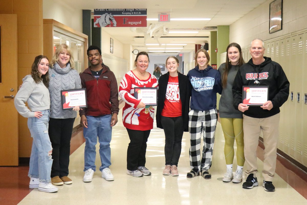 GrantBulldogs's tweet photo. Throughout the semester, we've had a handful of students interning for various businesses &amp; professionals within the area. As they wrap up their semester-long internship, they came together as a group to share what they learned, their experience overall, &amp; to thank their mentors. https://t.co/4Xno2FKImL