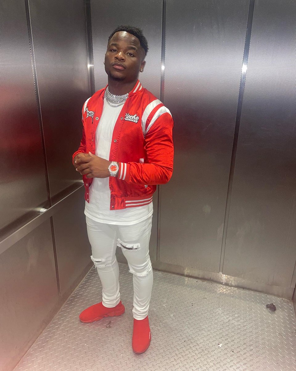 HOLLYWOOD. tweet media