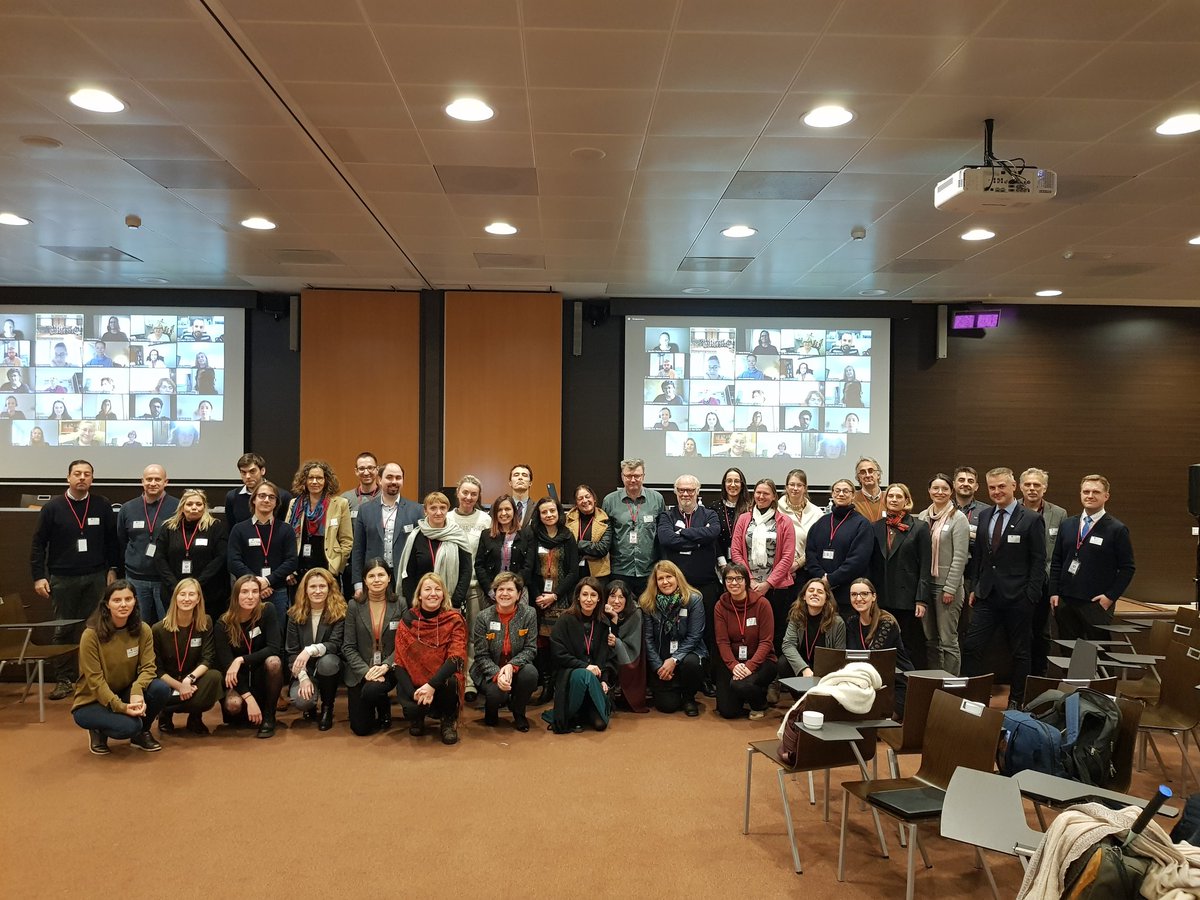 Together we can end cervical cancer!
Today the experts and decision makers from 17 EU countries met for the first time under the new PartnERship to contrast HPV at project PERCH Kick-off meeting in Brussels.
#HealthUnion #EU4Health #JointAction #HPV #vaccination