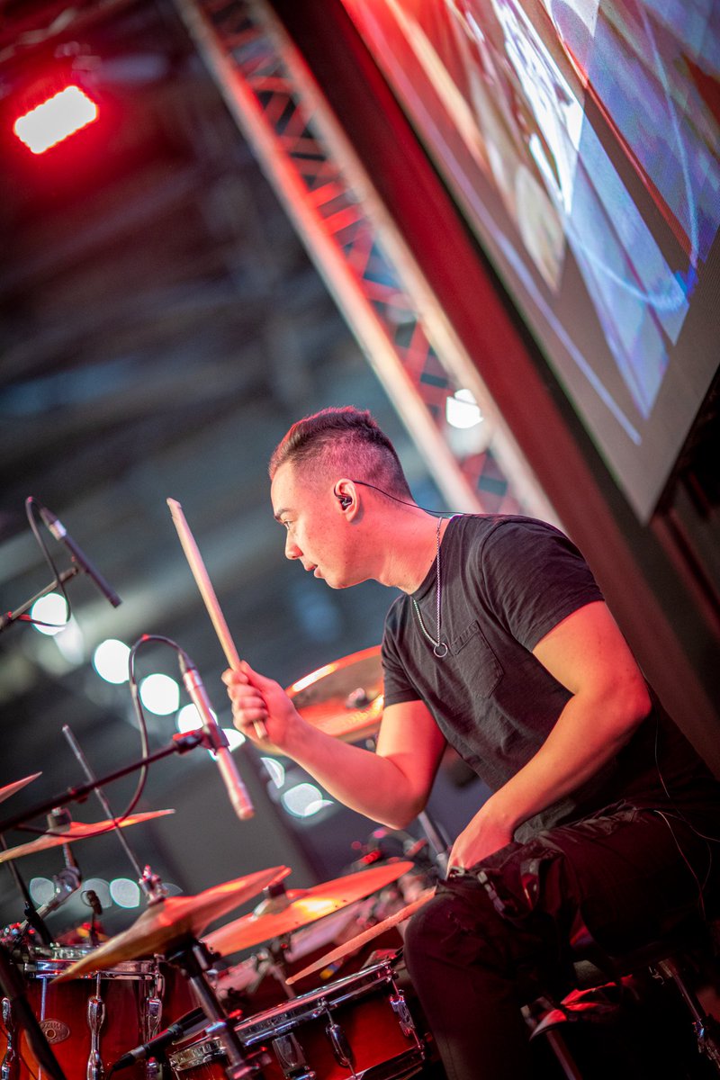 Un beau concert et plein d’énergie sur scène avec Starrysky ! ✨🎤

J’ai plein de photos donc dur de choisir et de mettre tout le monde comme j’ai surtout fait des portraits. ☺️

#ParisManga #PM32