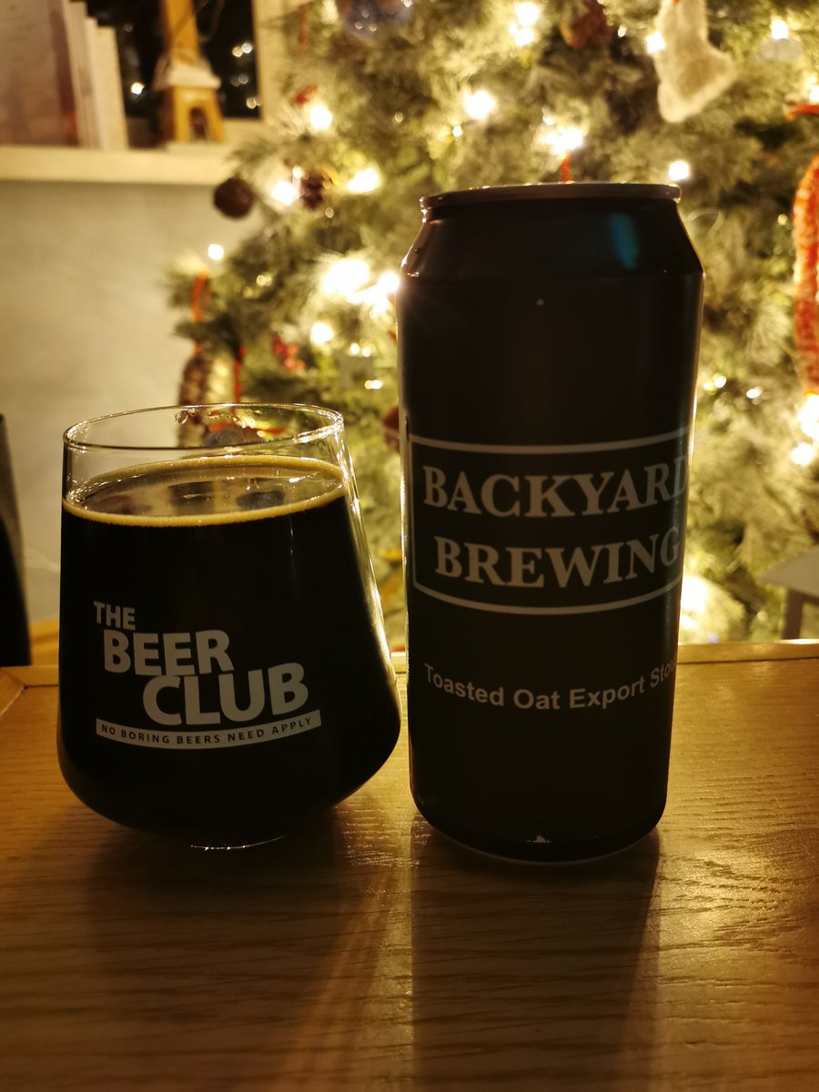 ricblaine72's tweet photo. Day 5 of the @TheCru_IE advent calendar. Perfect night for a decent stout #CraftBeer https://t.co/4ROdwceJEt