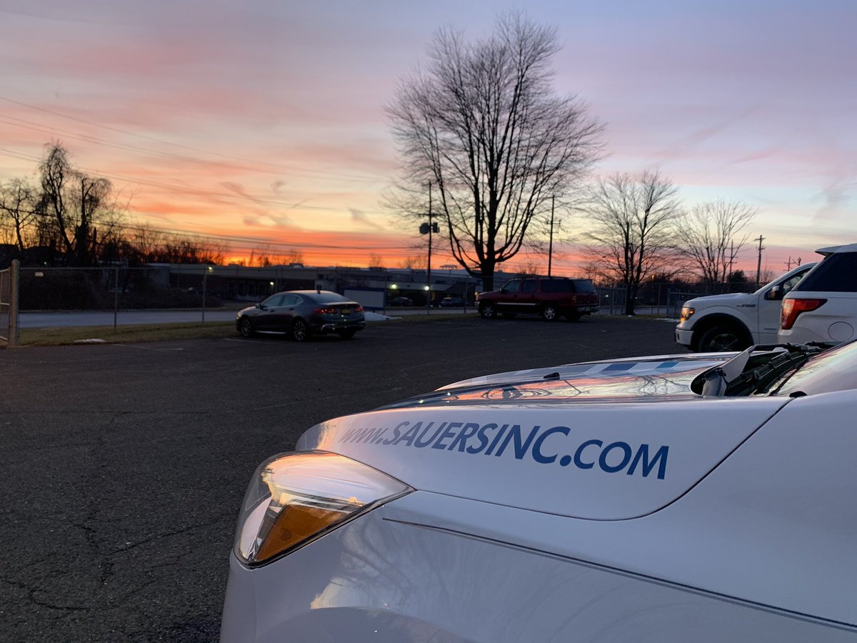 SauersSnowIce's tweet photo. “Don’t let yesterday take up too much of today.” —Will Rogers #snow #snowremoval #snowcontractor #propertymanager #propertymaintenance #facilitymgmt #faciltymanager #WinterIsComing #distributioncenter #MondayMotivation https://t.co/10VL7kRt0W