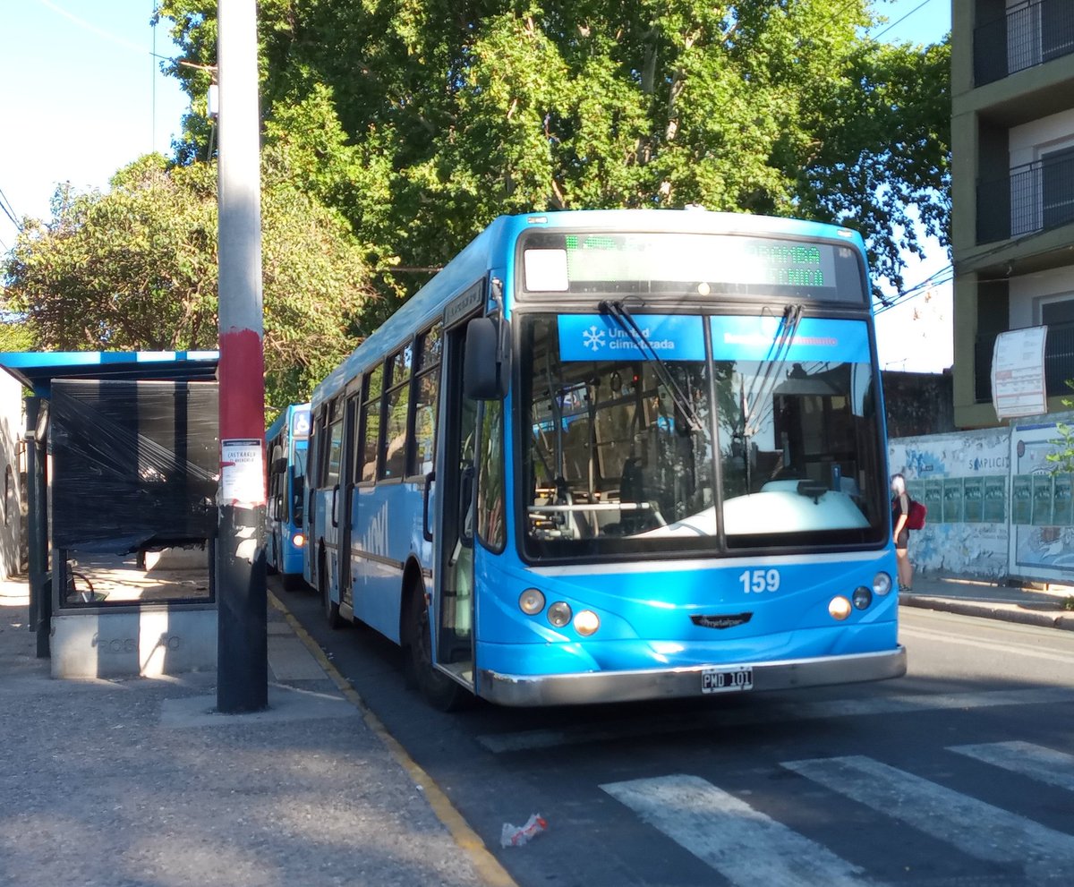BuseswebRosario's tweet photo. Ex #Linea59, Metalpar Iguazú II | MBenz OH1718/62, ex #ElCaciqueRos actual #MoviRosario 159 https://t.co/svWbpCvlDI