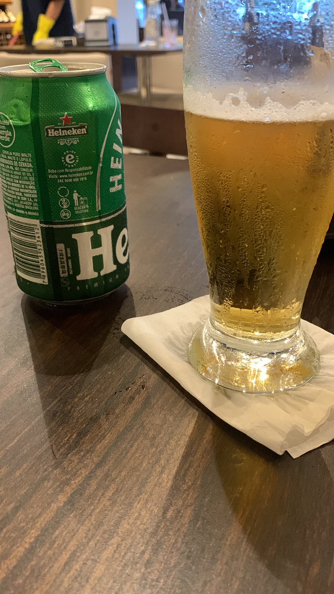 isaheleuterio's tweet photo. O tt de hoje é pra deixar bem claro que eu amo fazer aniversário, e que hoje está sendo um dia incrivelmente delicioso embora esteja sozinha, o estar só é muito libertador https://t.co/n67jRJJoCX