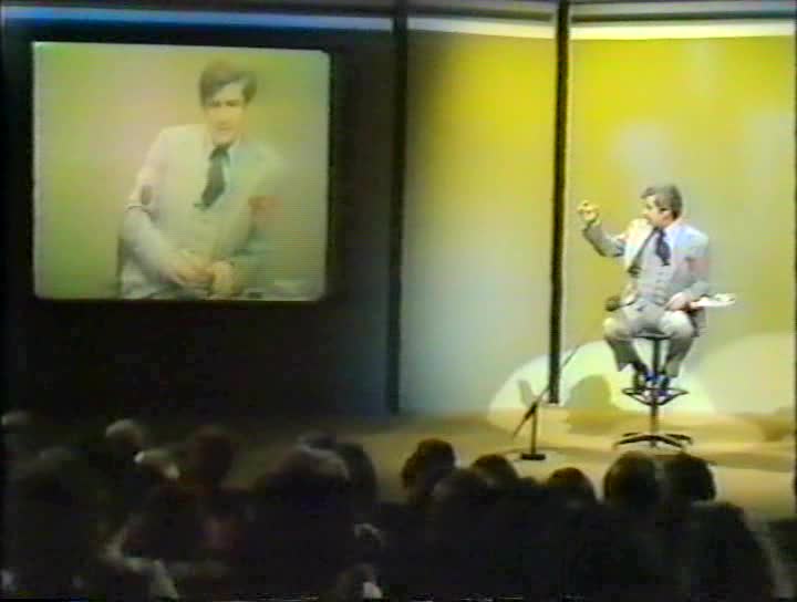 IcarFaem's tweet photo. Show 28. Cheers, Big Dave!
Monday 29th November 1976, 8.10pm
#DaveAllenAtLarge https://t.co/0zsi5zYXjG