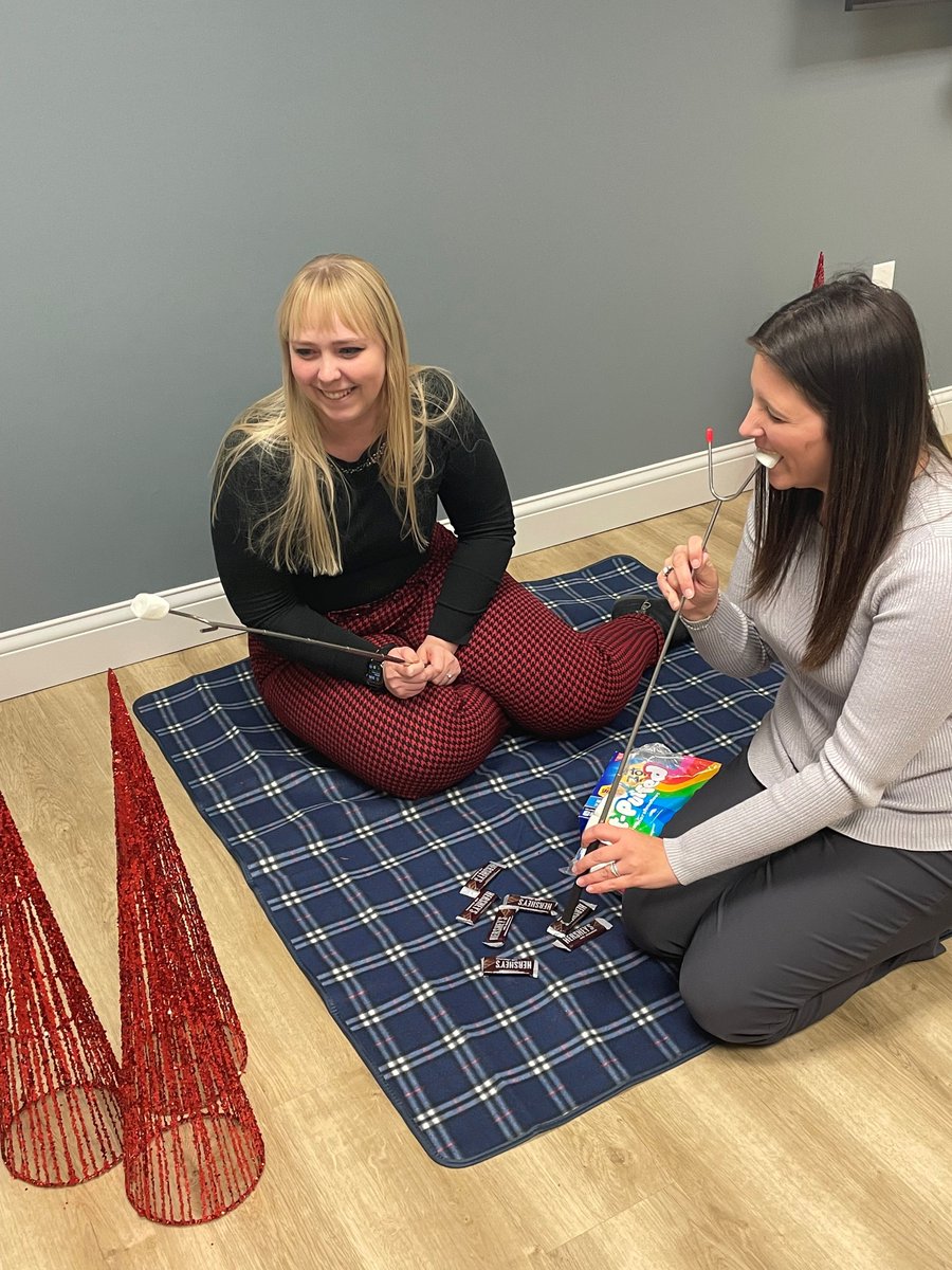 IntegrityMG's tweet photo. When the weather won't cooperate, improvise! Hovis & Associates made an indoor camping setup to show off the latest Game Time swag drop: roasting sticks. They even set up last week's blankets for extra fun. We β€οΈ the creativity!
#IntegrityGameTime2022 #GameTime #RoastingSticks https://t.co/R4lbiRUIoH