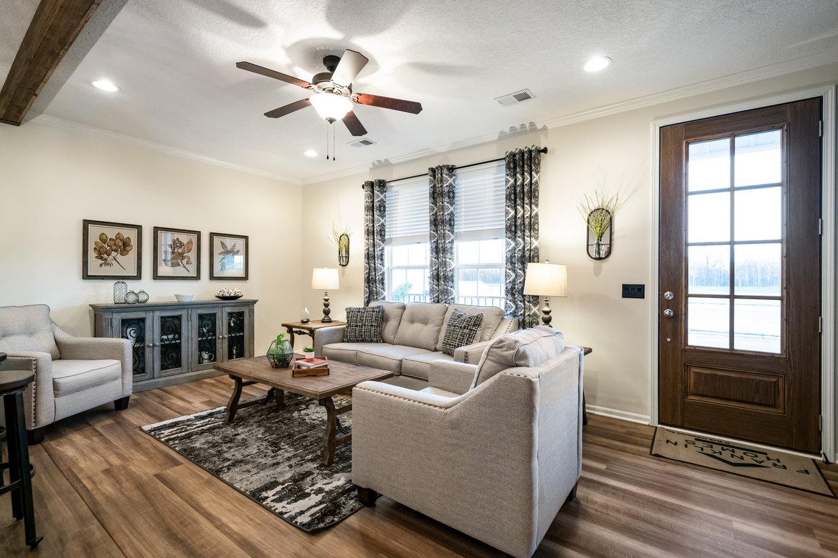 Franklin_Homes's tweet photo. IT'S THE MOST WONDERFUL TIME OF YEAR🎄There's no better place to spend the holidays with your family than the Ellistown! This open floor plan has plenty of room for all your loved ones to gather around! #franklinhomes  #modularhome #modular #modularbuilder https://t.co/k2vMT8xxDF