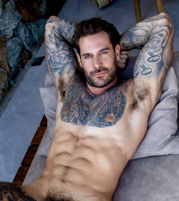 Waiting for you to bring my morning coffee&hellip; ☕️ https://t.co/LAY2qVPq70