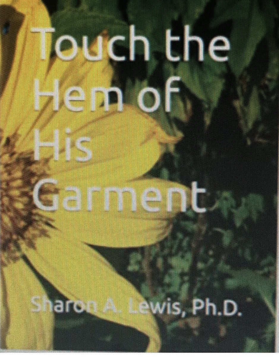 SharonL15503999's tweet photo. 2023 Daily Devotional for the New Year. It can’t hurt? https://t.co/l0DbjnWESi