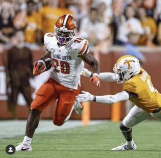 chris35edmonds's tweet photo. After a great conversation with @CoachHedden , I am blessed to say I have received a opportunity to play at Bowling Green State University! 🟠🟤@coachdempsey3 @ToledoCCHS_FB 
@BG_Football 
#AyZiggy https://t.co/WxPGibECQU