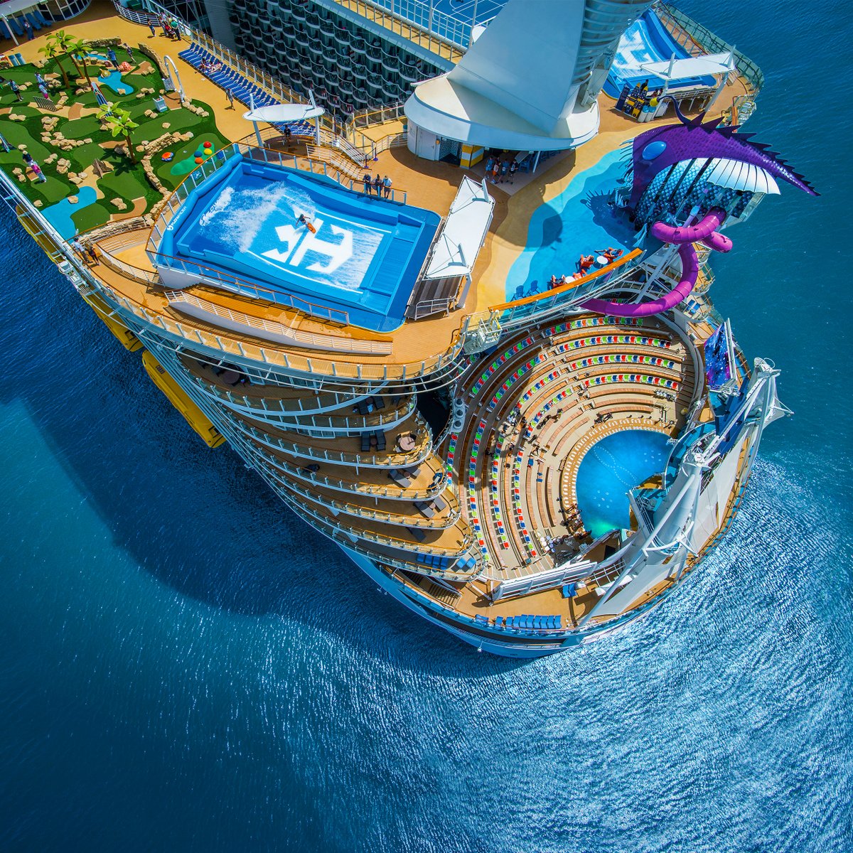 RoyalCaribbean's tweet photo. Pack your 🧳 and go on an adventure. https://t.co/zNmubrTgfQ
