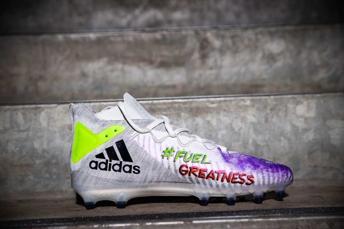 I am very excited to represent @futp60 for MyCauseMyCleats this season to help support childhood health &amp; wellness for MyCauseMyCleats this season! @dairymax 
#mycausemycleats #FUTP60 #dairymax  #UndeniablyDairy