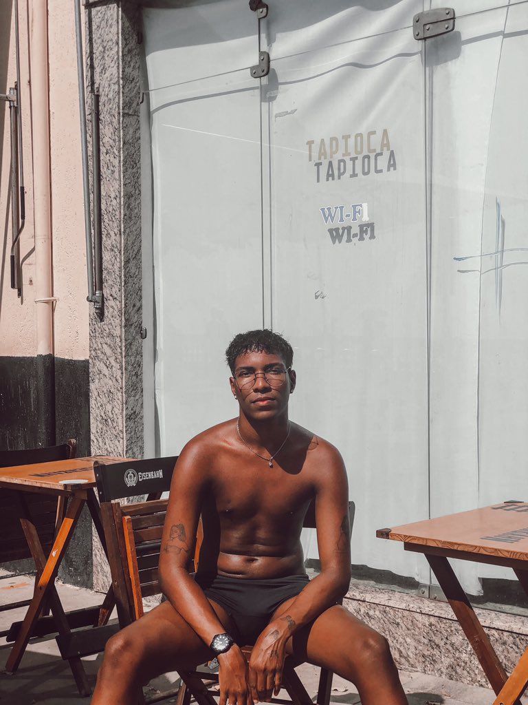 ZHÕNG🀄️ tweet media