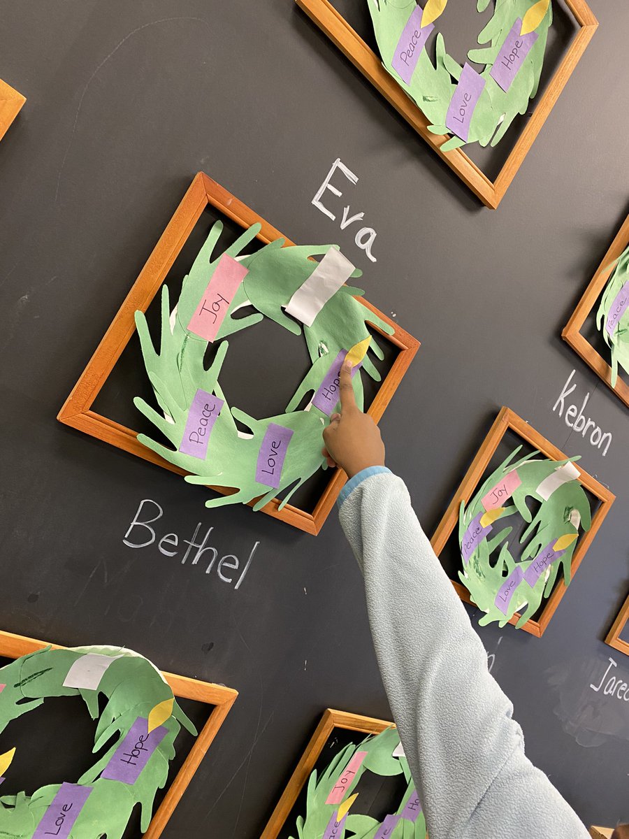 MsLoganLane's tweet photo. Yesterday marked the start of a new week of Advent! Today the students added a flame to their Peace candle on their handmade wreathes! #advent #wreath @MrsChurchFDK @stpetersaints https://t.co/DBFHkK7dI4