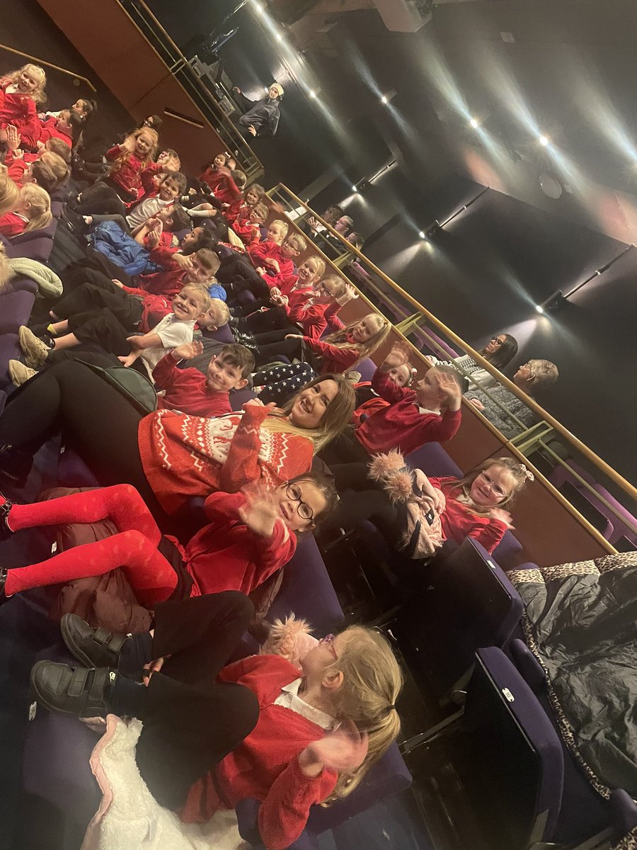 What a perfect way to start the week watching a performance at The Arc in Stockton. We had the best time watching Big - The musical 😍😍