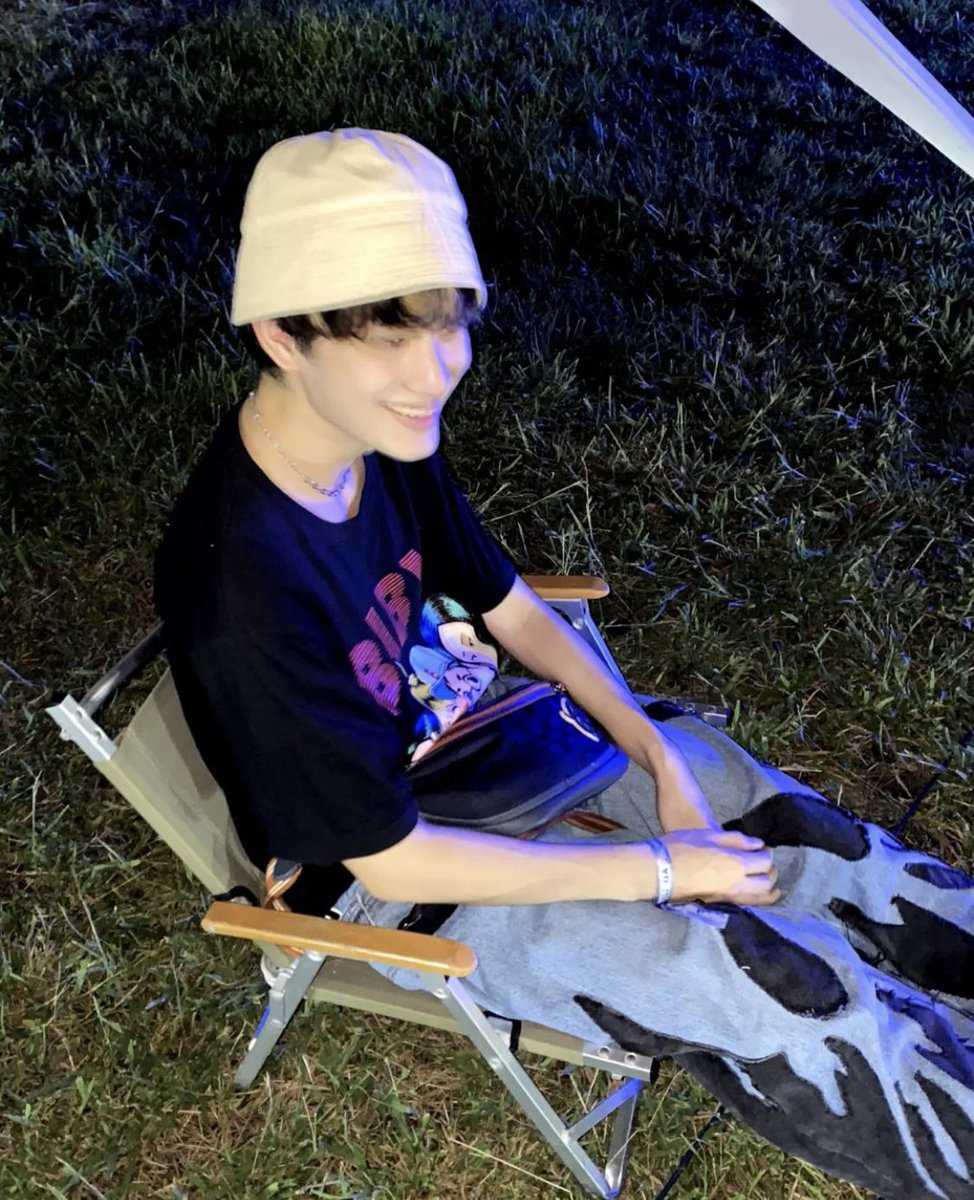 augustkiddpw's tweet photo. ⠀ ⠀ ⠀ ⠀ ⠀ ⠀ ⠀ 𓈃 𝕀𝕟𝕤𝕥𝕒𝕘𝕣𝕒𝕞 𓈃 ⠀ ⠀ ⠀ ⠀ ⠀ ⠀ ⠀ ⠀ ⠀ ⠀ ⠀ ⠀ ⠀ ⠀ ⠀ ⠀ ⠀ ⠀ ⠀ ⠀⠀ ⠀ ⠀        ⠀ ⠀ ⠀ ⠀ ⠀ ⠀ ⠀ ⠀
𝗔𝘂𝗴𝘂𝘀𝘁.𝗸𝗶𝗱𝗱 ไม่เรียก baby ไม่หันนะครับ
𝖫𝗂𝗄𝖾𝖽 𝖻𝗒 𝗸𝗼𝗻𝗴𝘁𝘂𝗽.𝗷𝗽𝗴 𝖺𝗇𝖽 𝗼𝘁𝗵𝗲𝗿𝘀
3 𝖽𝖺𝗒𝗌 𝖺𝗀𝗈

#instagus https://t.co/8phMA0S5lx