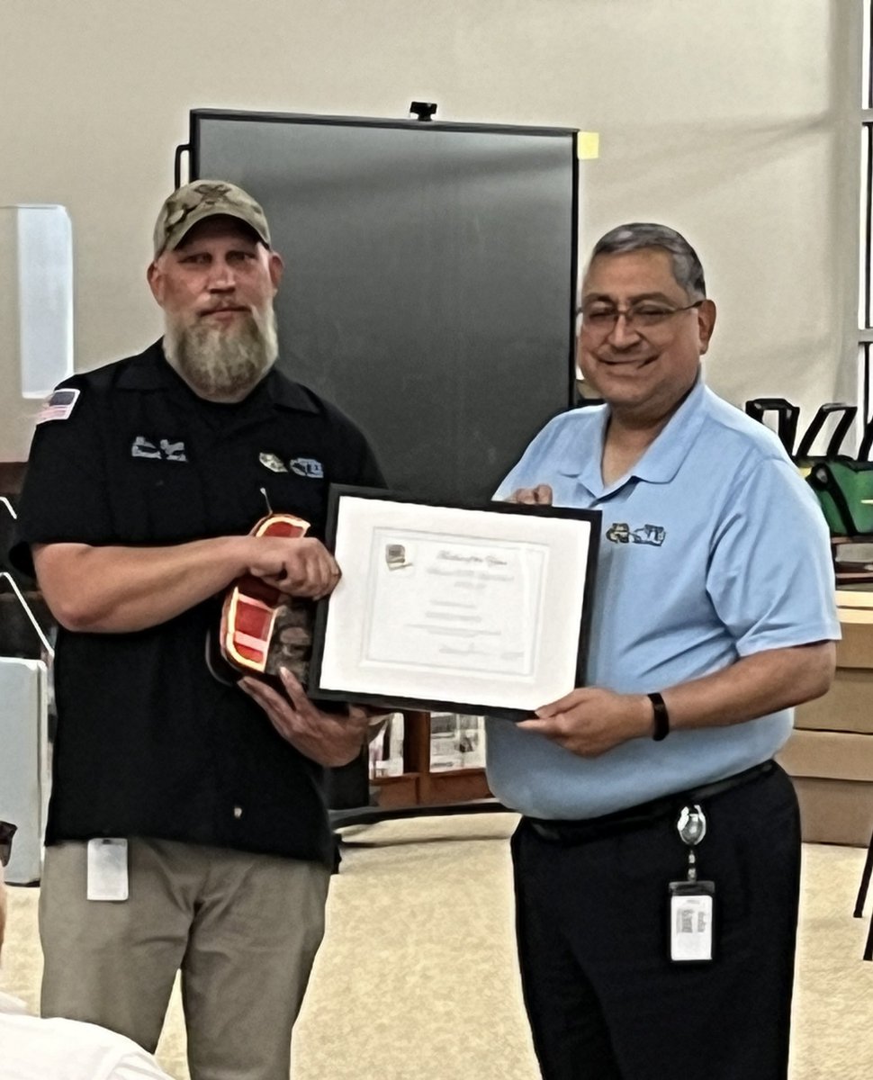 rwilliams0211's tweet photo. Congratulations to the @BlansonCTEHS 2022-2023 Teacher of the Year, Mr. Britt and Rookie of the Year, Ms. Porchia. They are wonderful CTE teachers who go above and beyond for our Blanson community. We are #BlansonProud of them. @BenIbarraCTE @AldineCTE https://t.co/ZncvNKFSmZ