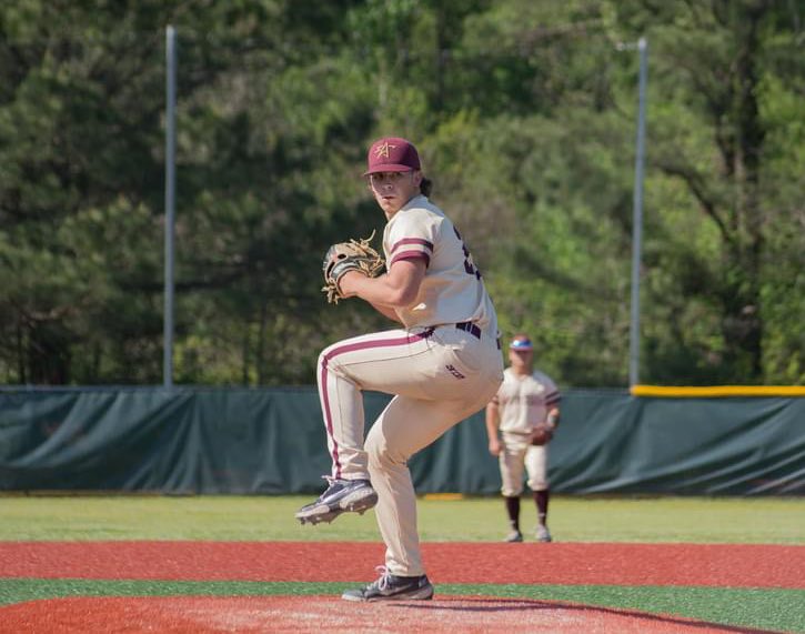 Blessed to announce my commitment to Arkansas Tech University!! I want to thank God, family, friends, and coaches for support along the way!! #wonderboys <a href="/ATUBaseball/">Arkansas Tech Baseball</a> <a href="/SouthArkbseball/">SouthArk CC Baseball</a> <a href="/Hayden_Dow13/">Hayden Dow</a> <a href="/cannonlester2/">Coach Lester</a> <a href="/mmilum2/">Michael Milum</a>