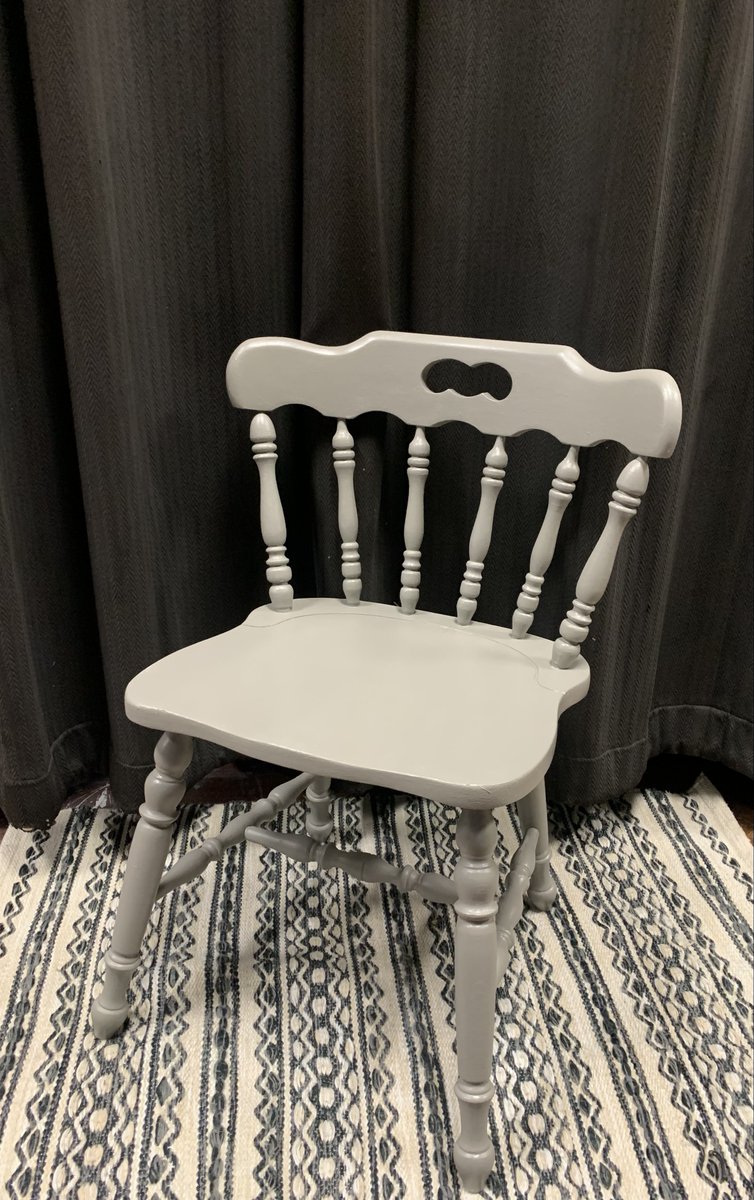 uhs_pride's tweet photo. A few of the Interior Design Flea Market Flip projects were completed today. Look for them on the sale this Tuesday, December 6th at the high school basketball games from 6:00-8:00 pm. All proceeds benefit New Visions Homeless Services #UWoodEaglePride https://t.co/vaQI5u2qSR
