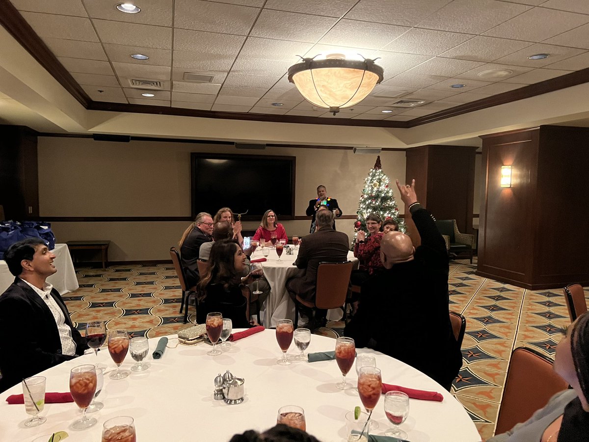 DavidCVasquez's tweet photo. Had a wonderful time this past weekend with our @ElevationHR_1   Family at our Annual Holiday Celebration! I am proud of the Team and Culture we are creating and am grateful for our employees and their families! Let’s Elevate more in 2023! #grateful #culture #team #elevate https://t.co/l5AgPR5OpW