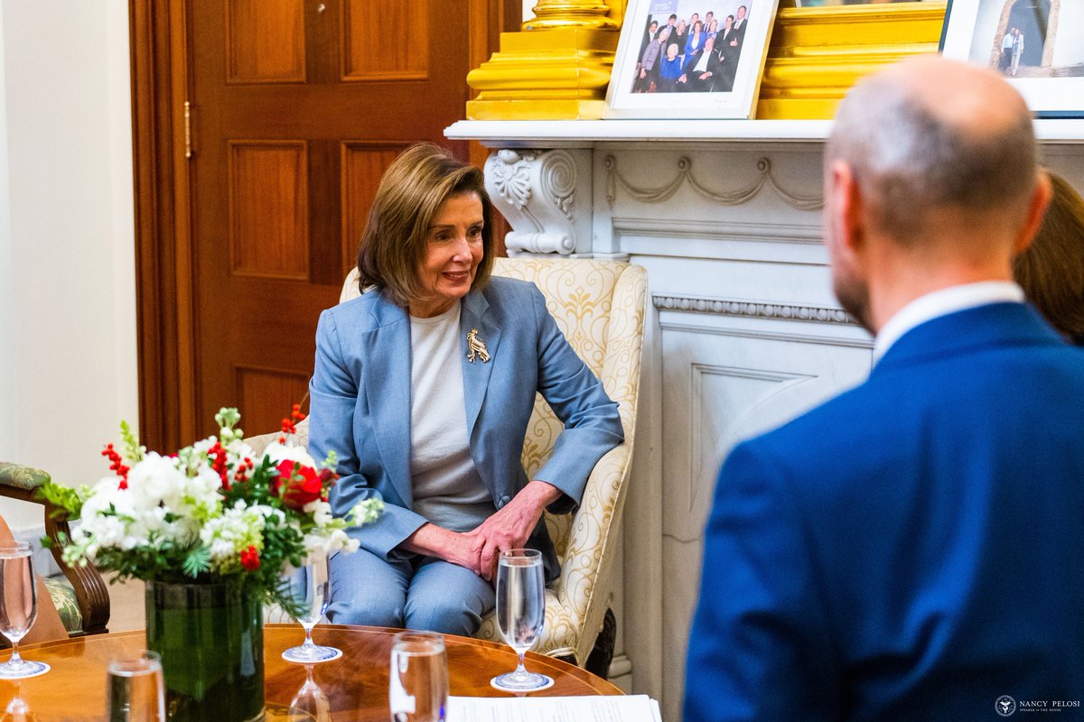 Nancy Pelosi (@speakerpelosi) on Twitter photo It was an honor to meet with the Honorable @SanduMaiaMD, President of the Republic of Moldova today.
 
We discussed the war in Ukraine, Russia's continued aggression, and the imperative to protect democracy and ensure regional energy independence and security. It was an honor to meet with the Honorable @SanduMaiaMD, President of the Republic of Moldova today.
 
We discussed the war in Ukraine, Russia's continued aggression, and the imperative to protect democracy and ensure regional energy independence and security.