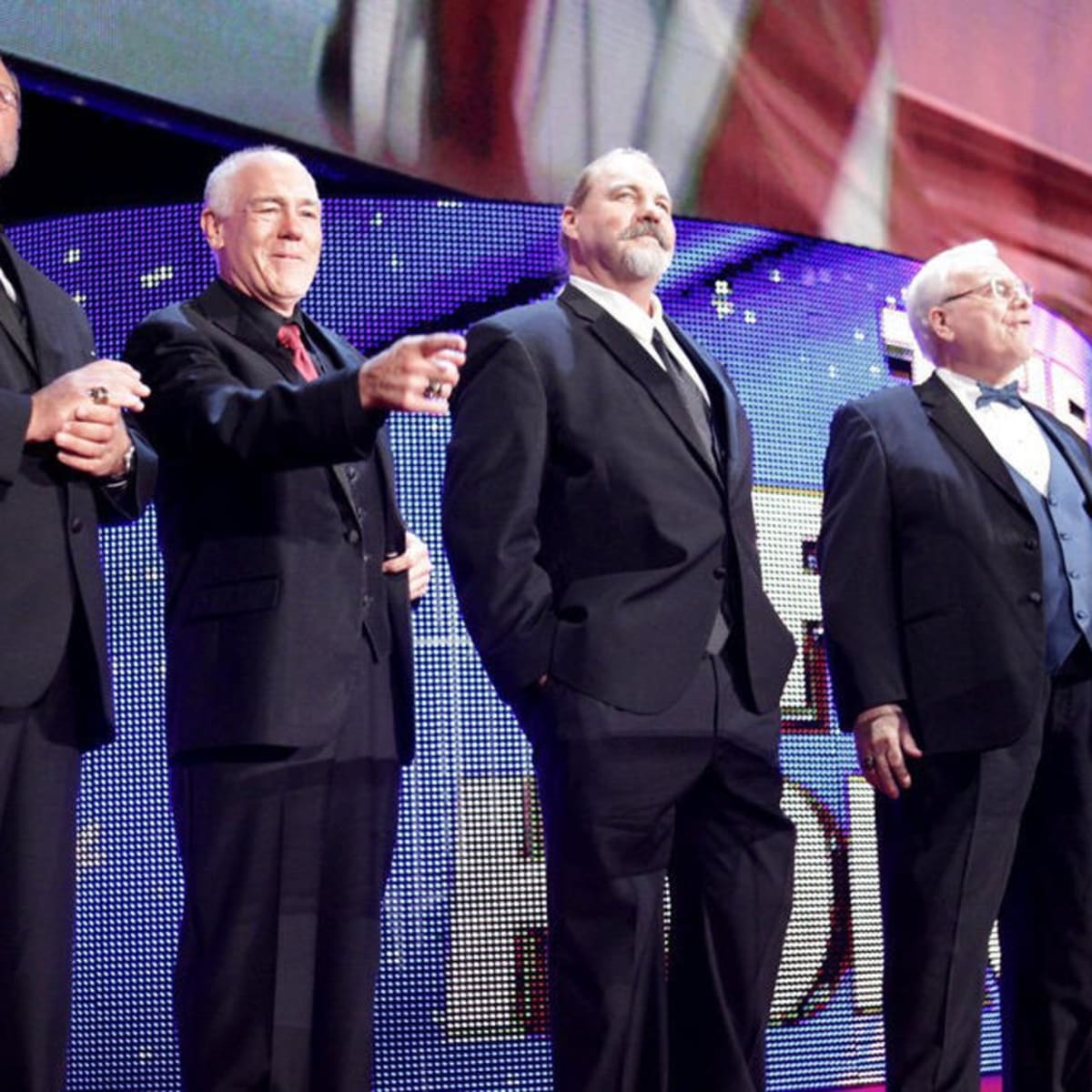 MinistryOfSlam's tweet photo. Breaking news:

WWE Hall Of Famer Barry Windham hospitalized after suffering Heart Attack.

https://t.co/lRnyf014Bx https://t.co/h9W0CZmTiu