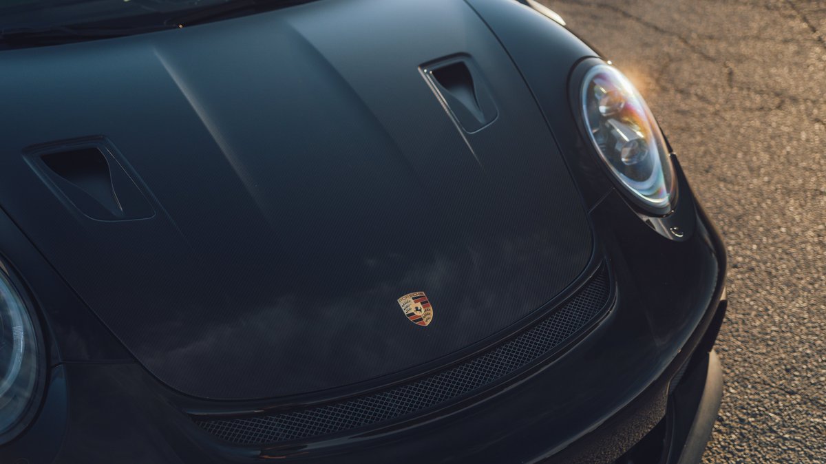 The RS in Gt3RS stands for rad spec 

#porsche #gt3rs #fujifilm #gfx