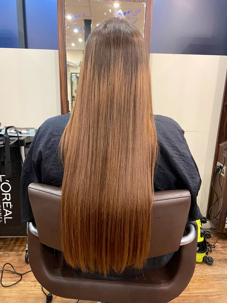 Many thanks 2 the students <a href="/FrancescoGrp/">Francesco Group</a> Acadamy Stafford 4 my kerastraight strengthening &amp; straightening treatment. The students r a credit 2 the Academy tutors &amp; my hair feels divine. Booked 2 have a trim in Jan &amp; happy to do so! #SupportingStudents #HairdressersOfTheFuture