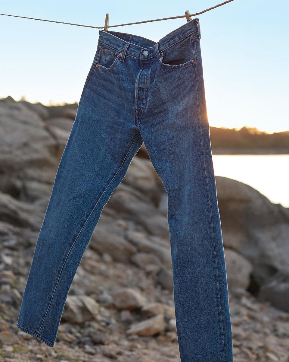 Levi's Argentina tweet media