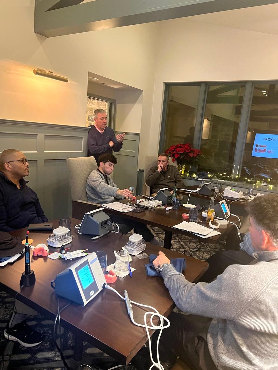 SterngoldLLC's tweet photo. We enjoy holding these hands-on implant classes for our valued partner, Universal Dentistry.  Let's do the same for your practice group. Call us today.  #dentalimplantcourse  #UniversalDentistry https://t.co/qSaQWX5vot