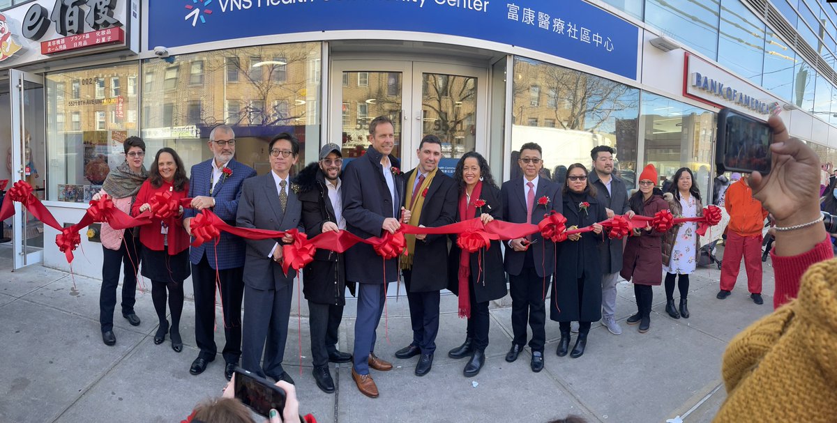 nycpa's tweet photo. The pandemic has shown that investing in healthcare is vital.

Community Liaison @sebag_simon joined community members, elected officials, and health leaders to celebrate the @vnshealth Sunset Park Community Center opening—a one-stop source for health information and resources. https://t.co/f8aVge1eCB