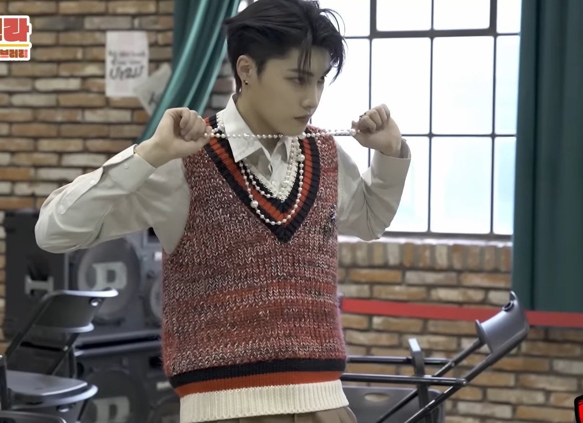 ㅡ 🤍
#RENTA jacket shooting behind ♡

#TO1 #티오원 #렌타 
#UP2U #얼음땡