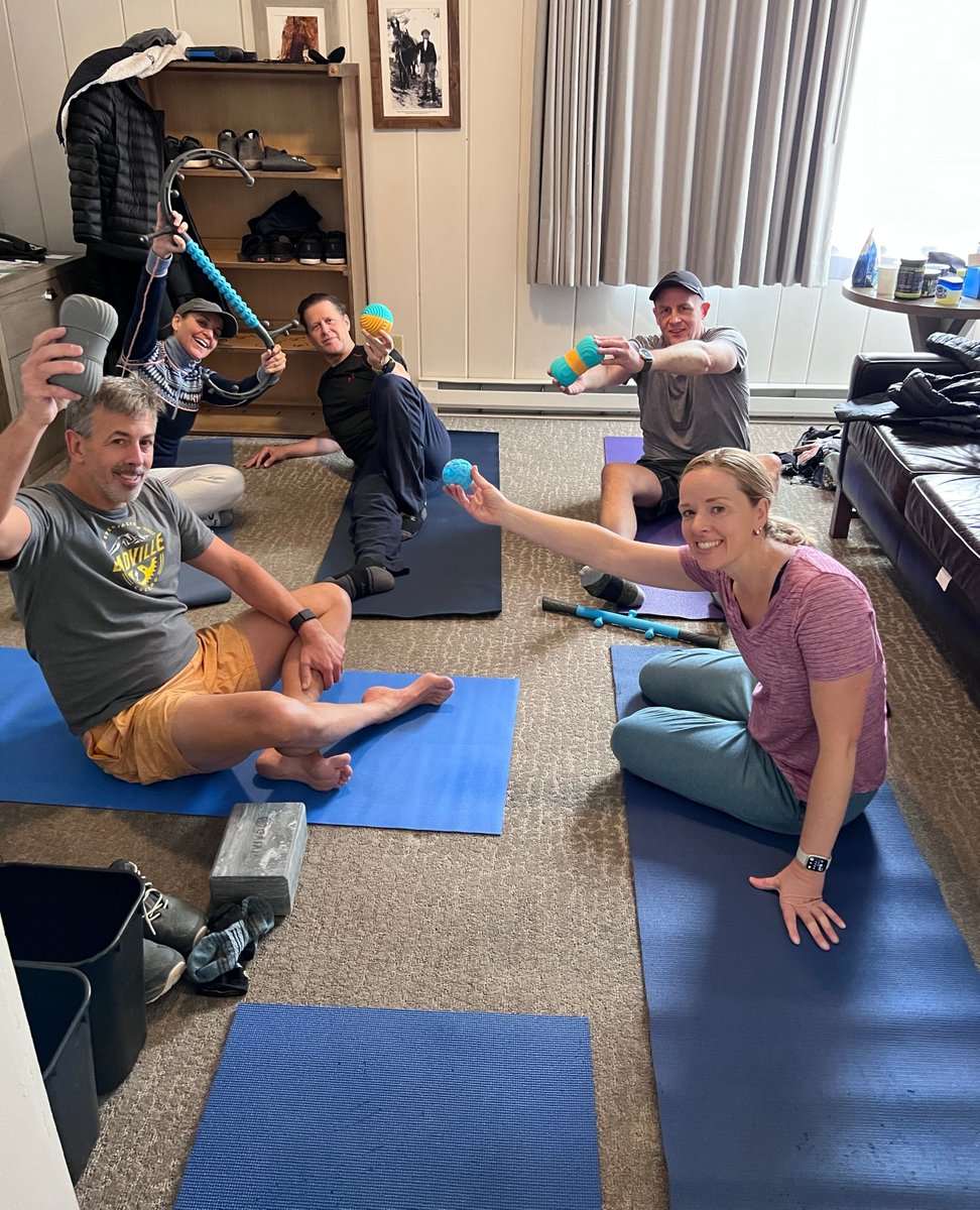 hello_njoie's tweet photo. Here's to more joie. 

#livewithjoie #njoie #recovery #wellnessretreat #balance #joy #recovery #mobility #grandcanyon #arizona https://t.co/JqmciiXuVk