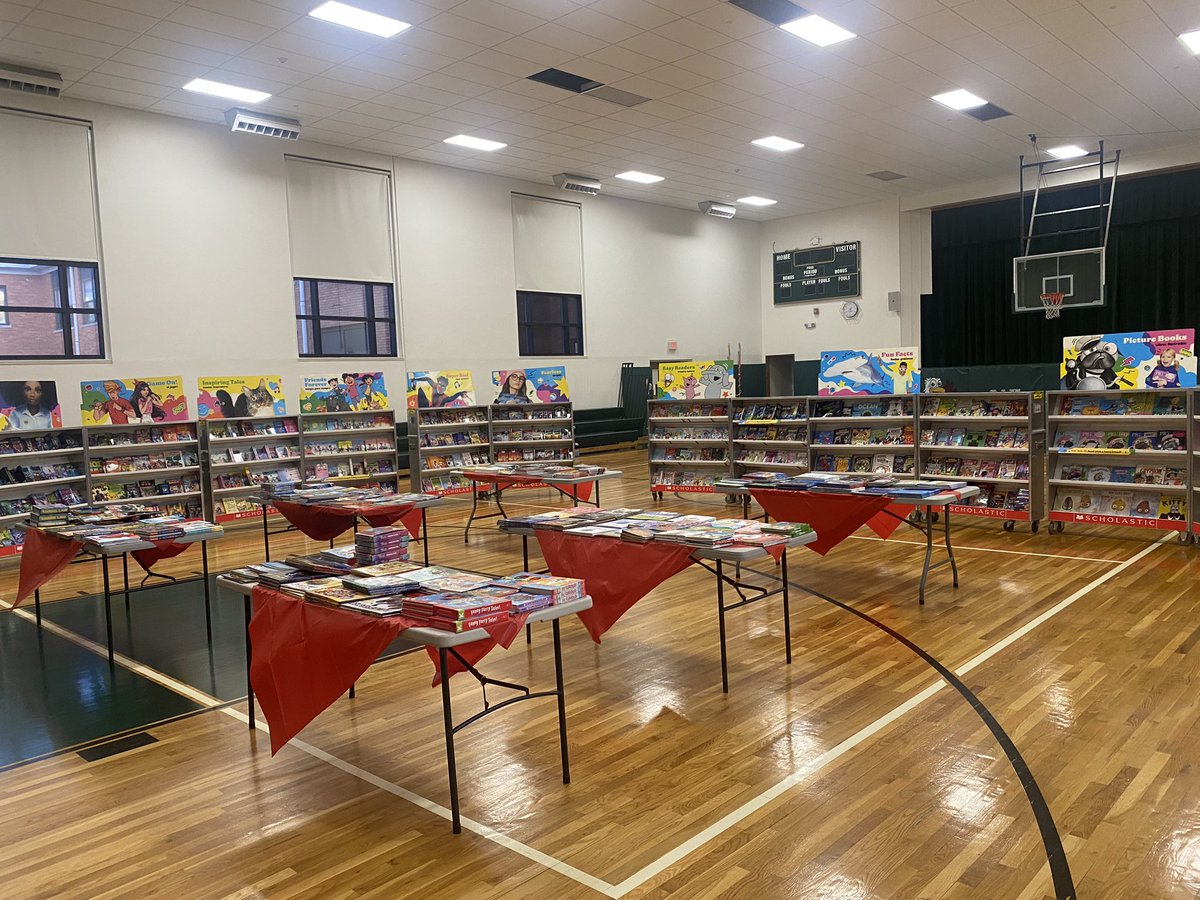 mstweed1's tweet image. Book fair is all set up for everyone to shop!