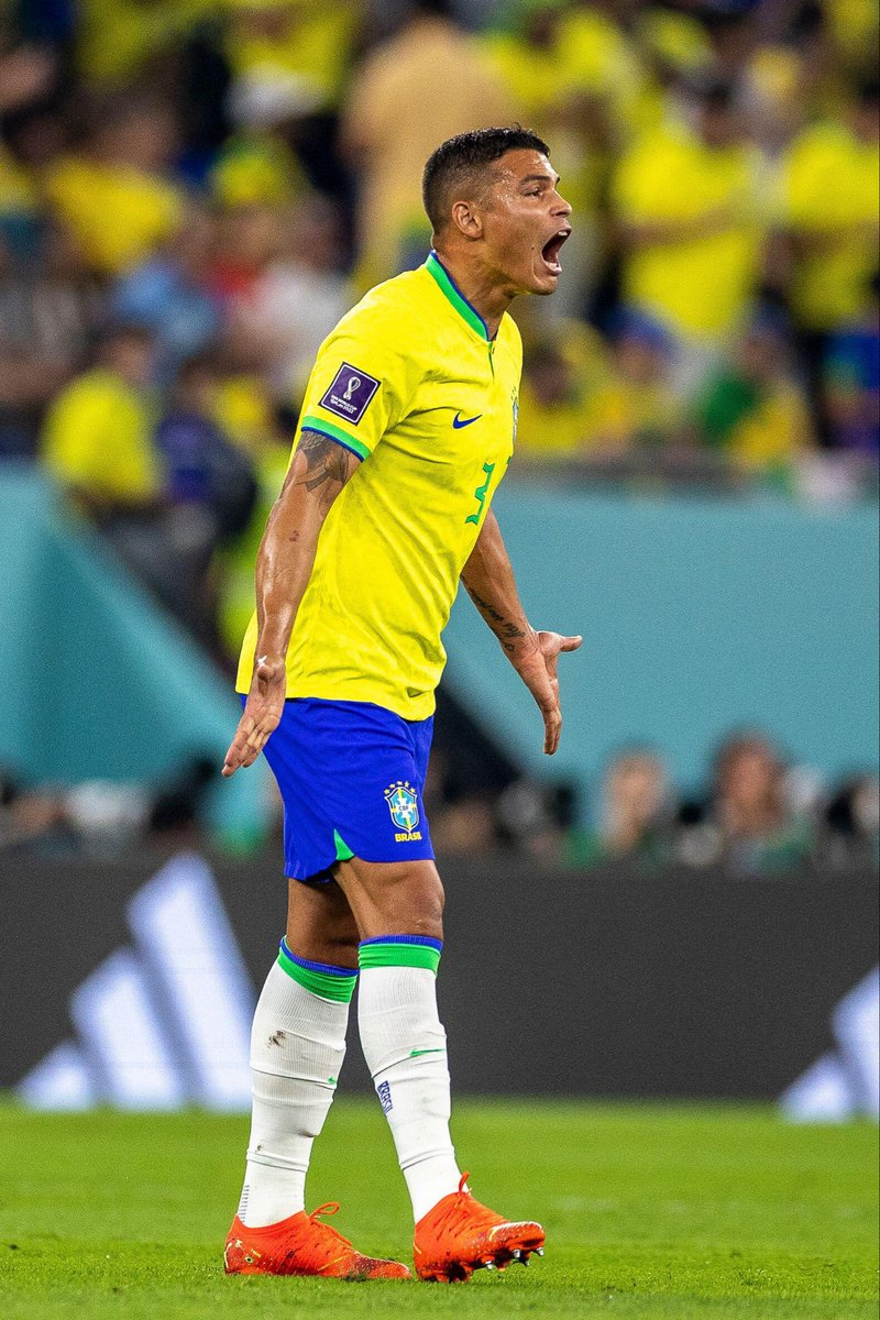 waleed2cfc's tweet photo. 📊لعبة تياغو سيلفا كوريا الجنوبية🇧🇷:
- التقيم : 7.8
صناعة هدف👟
فازت مبارزات بنسبة 100٪
دقة تمرير 94٪
91 لمسة
87 تمريرة
9 تمريرات طويلة
4 تمريرات إلى الثلث الاخير
3 مبارزات
اعتراضان
2 افتكاك
0 خطأ مرتكبه
0 لم تتم مرواغته
العمر مجرد رقم. 🔥🇧🇷
#FIFAWor https://t.co/lqRAEao3DO