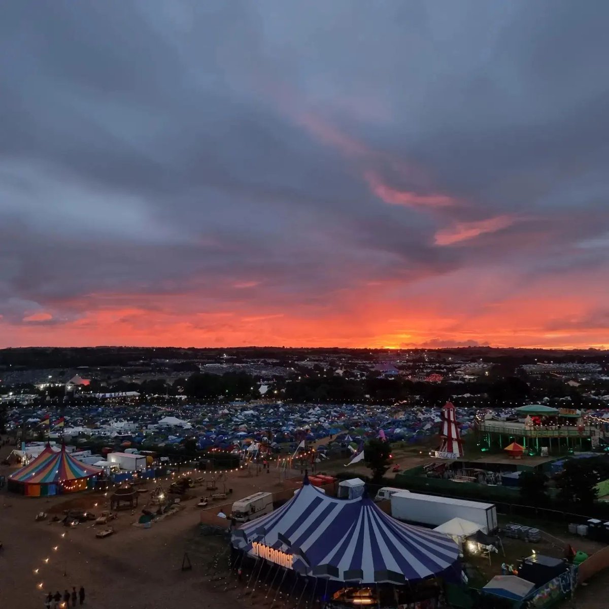 197 days to go... 🥹🌇

#Glastonbury #Glasto
📷 Andy Gillett