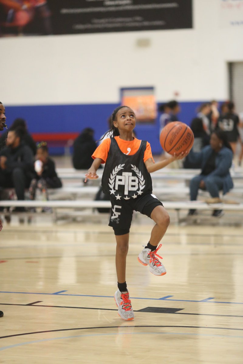 Nicole_Jones_10's tweet photo. Thanks @PassThaBall for the opportunity to compete against some talented young hoopers at the NXTUP Showcase in Dallas. https://t.co/L3NzM7Qk71