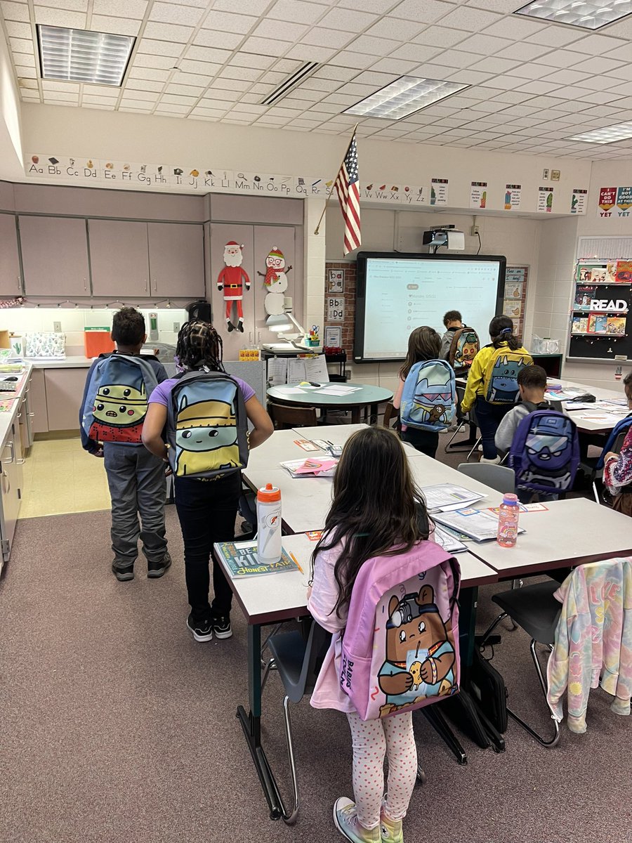 frenpacks's tweet photo. My wife and I were able to donate to our second classroom today! Thank you to all of you that have helped us with these donations! We are already working on classroom number three! If you want to donate please go to https://t.co/QcbKsUR4X0 ❤️🎒❤️🎒 https://t.co/8Snn9Y66p1