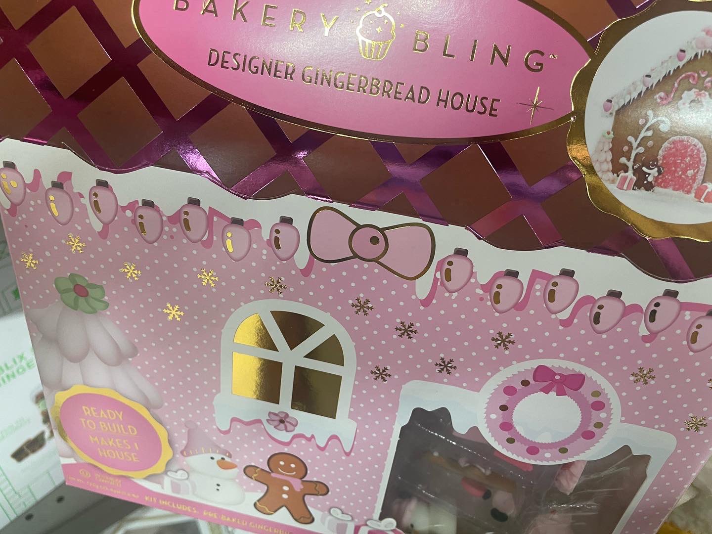 cotton candy brain ୨୧ on Twitter "i found this cute little gingerbread