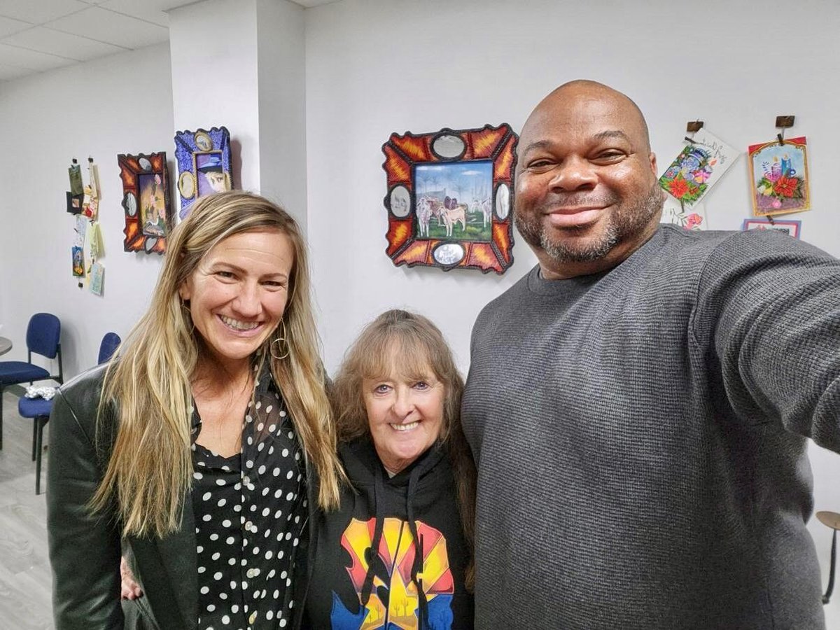 ArizonaJP's tweet photo. Thank you to everyone for joining us for our Annual Holiday Card Making Party and Open House. It was a blast spending time with you and giving hope to our clients with our holiday cards. 

#ArizonaJusticeProject #HappyHolidays #TisTheSeason https://t.co/M7jMNFW9au