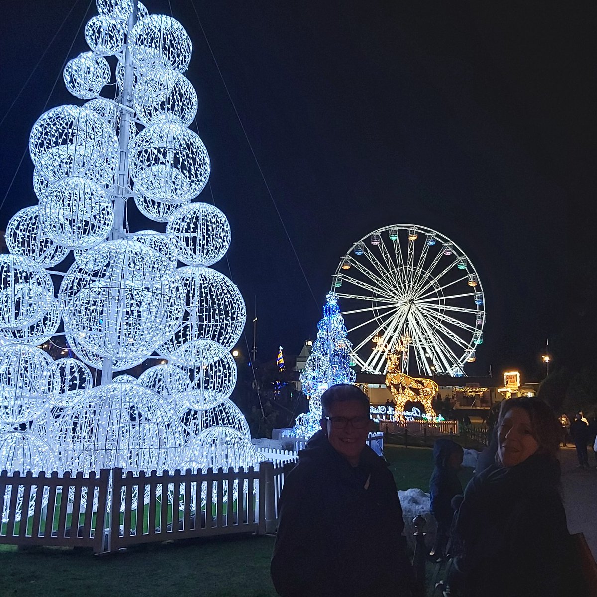 Welcoming our external examiner @ThewMiranda to Bournemouth Christmas tree wonderland. Looking forward to a fabulous Innovations in Occupational Therapy conference tomorrow with our third year students. #BUProud @hss_bu