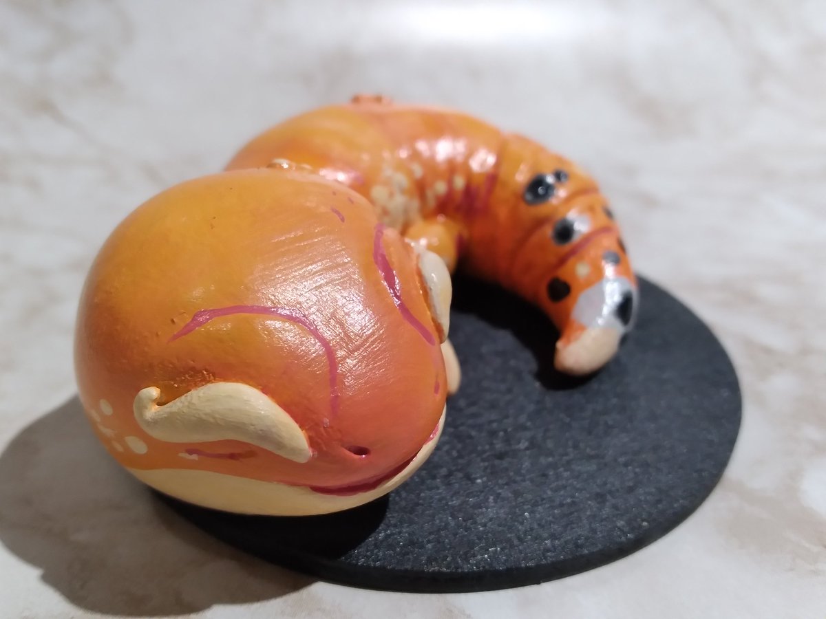GabbiesArts's tweet photo. Here's this little guy! 🥰
.
.
#leopardgecko #gecko #geckos #art #artist #artwork #etsy #etsyupdate #etsyshop #claysculpture https://t.co/bJ7wQMwHkf