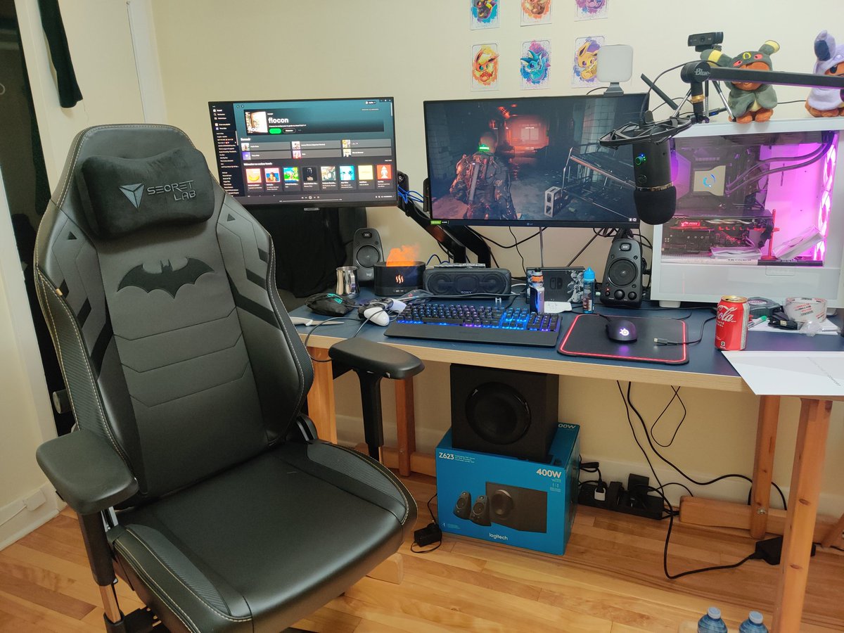 JowJaaw's tweet photo. Thank you @secretlabchairs to be part of my life again ! I'll now enjoy The Callisto protocol with my New SecretLab EVO 2022 Batman chair 💜#secretlab #promotion https://t.co/Ioy24T1ET9