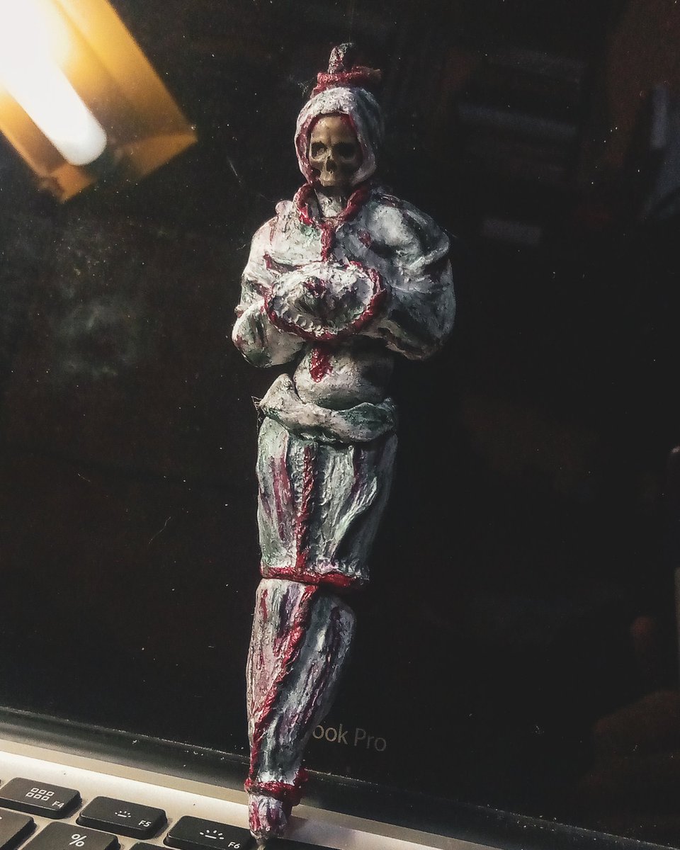 Luciferworks_'s tweet photo. Some Preview of Figsy 0001 :
POCONG

manual sculpt
with a height of about 15cm,
with a ratio of 1:12 scale
material : resin

#mainananak #pengabdisetan2 #alamgaib #gussamsudinjadab #gussamsudin #fotomainan #customfigure #customactionfigures  #toysphotography #toysphoto https://t.co/TSfFWcLv1u
