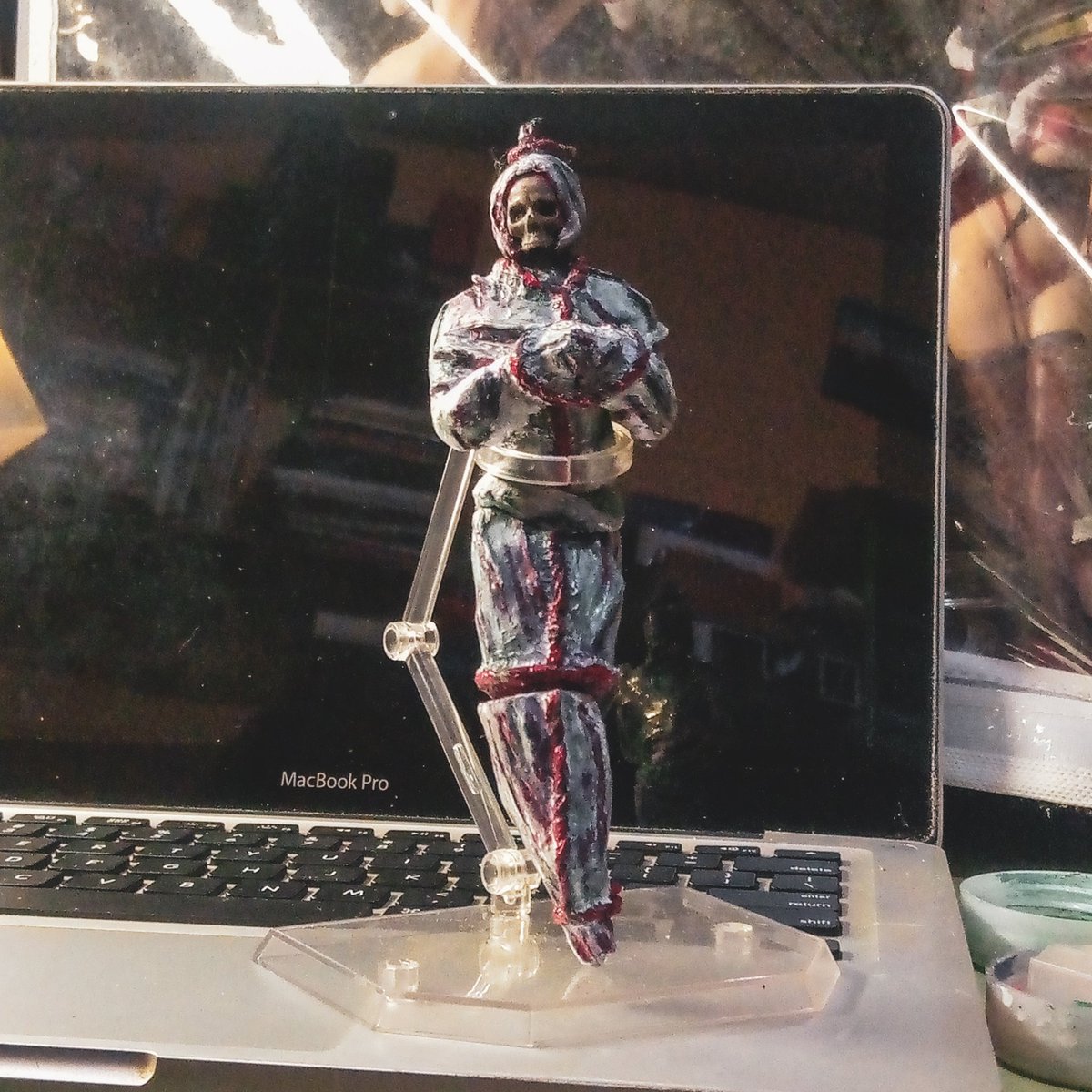 Luciferworks_'s tweet photo. Some Preview of Figsy 0001 :
POCONG

manual sculpt
with a height of about 15cm,
with a ratio of 1:12 scale
material : resin

#mainananak #pengabdisetan2 #alamgaib #gussamsudinjadab #gussamsudin #fotomainan #customfigure #customactionfigures  #toysphotography #toysphoto https://t.co/6bDYy9nGzy