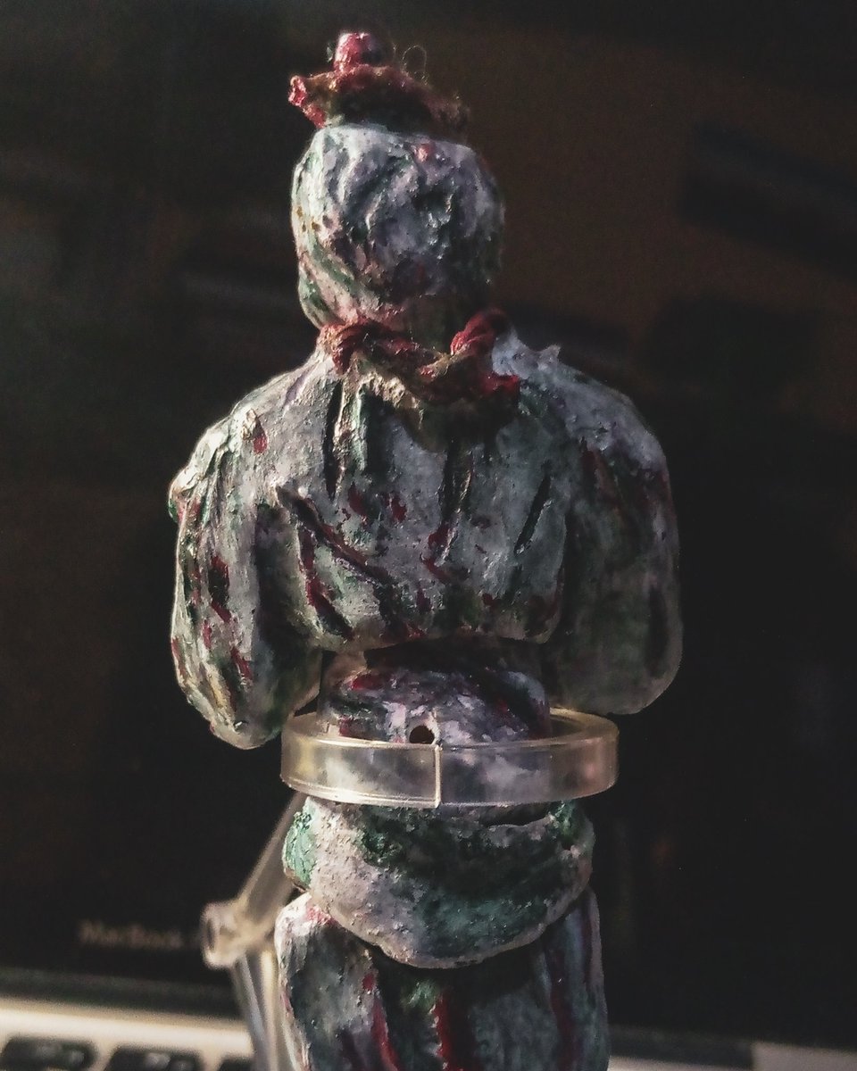 Luciferworks_'s tweet photo. Some Preview of Figsy 0001 :
POCONG

manual sculpt
with a height of about 15cm,
with a ratio of 1:12 scale
material : resin

#mainananak #pengabdisetan2 #alamgaib #gussamsudinjadab #gussamsudin #fotomainan #customfigure #customactionfigures  #toysphotography #toysphoto https://t.co/FtBwNp3bHM